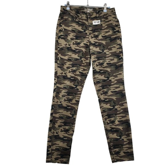 No Boundaries Jeans Women's Denim Tapered Leg Stretch Camouflage Green 11 - Picture 10 of 10